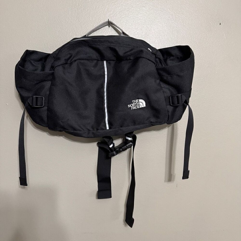 The North Face black unisex hiking pack belt